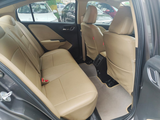 2018 Honda&nbsp;City 4th Generation 1.5 V MT Exclusive