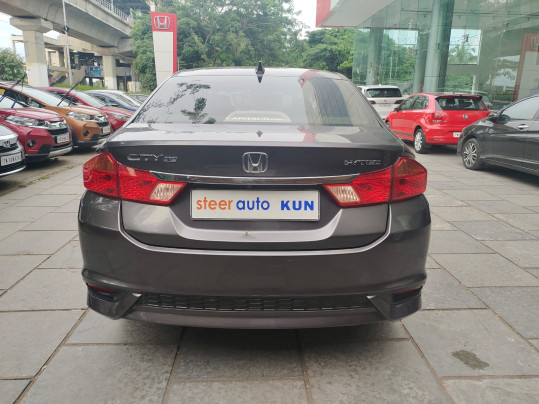 2018 Honda&nbsp;City 4th Generation 1.5 V MT Exclusive