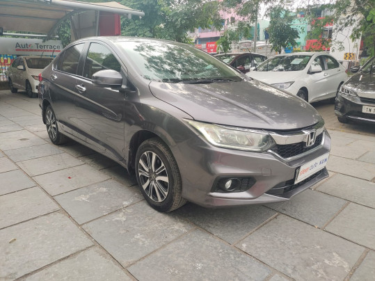 2018 Honda&nbsp;City 4th Generation 1.5 V MT Exclusive