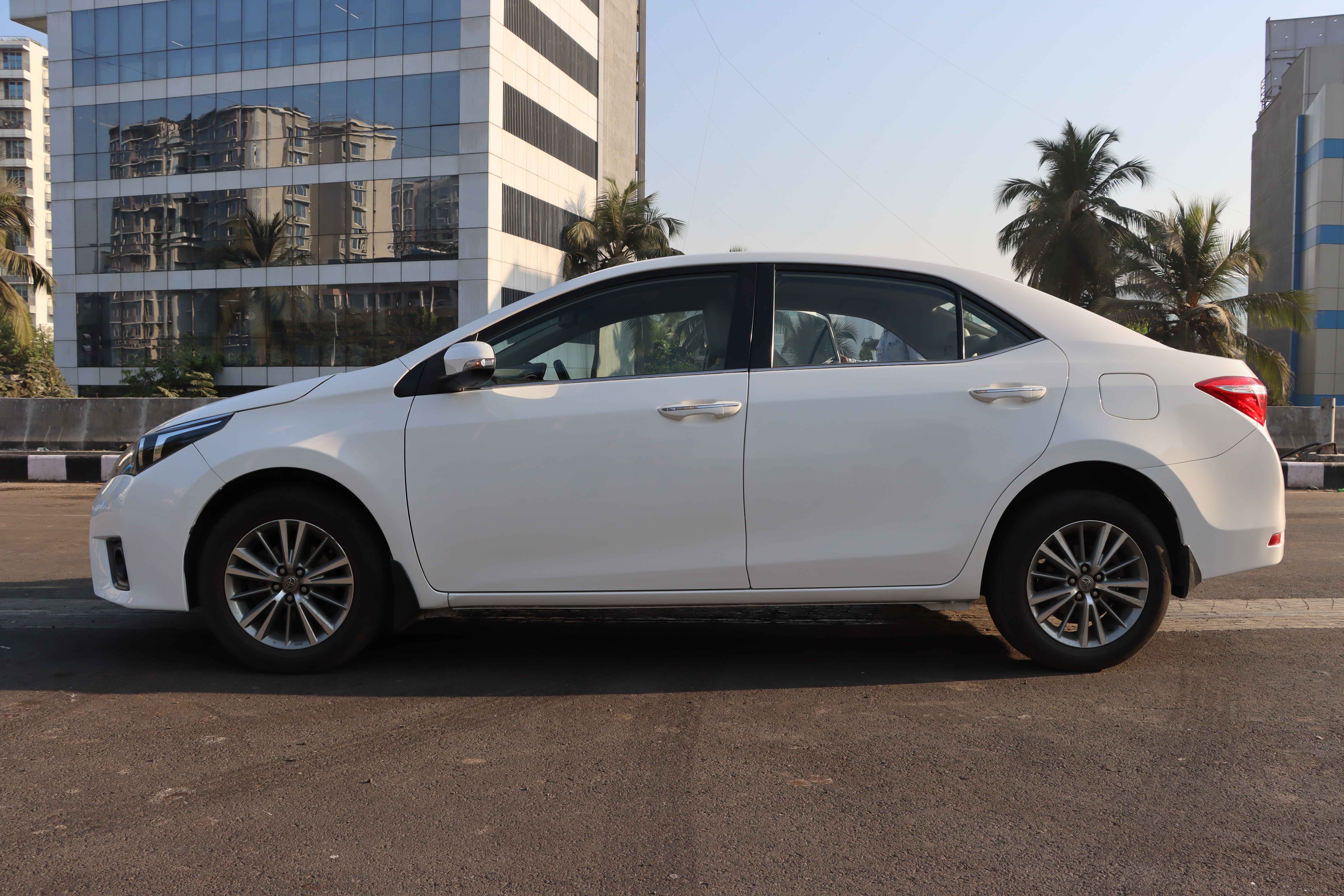 2015 Toyota&nbsp;Corolla Altis 1.8 VL CVT