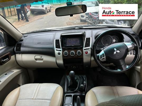 2014 Mitsubishi Pajero Sport 2.8 SFX