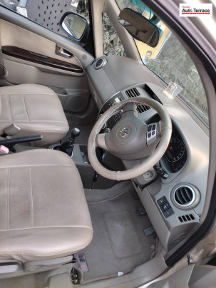 2010 Maruti SX4 ZXI MT BSIV Leather