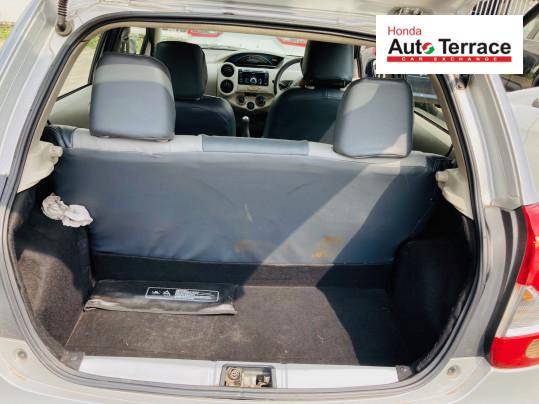 2013 Toyota Etios Liva G SP