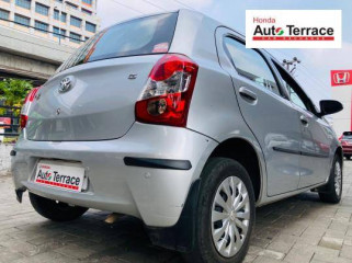 2013 Toyota Etios Liva G SP