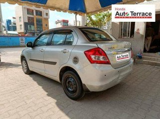2015 Maruti Swift Dzire VXI