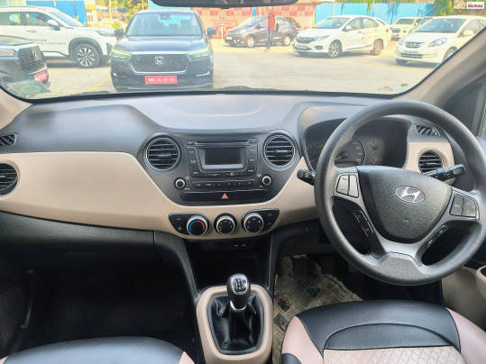 2015 Hyundai Grand i10 Sportz