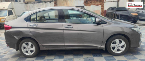 2015 Honda City 4th Generation 1.5 V MT