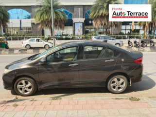 2015 Honda City 4th Generation VX MT