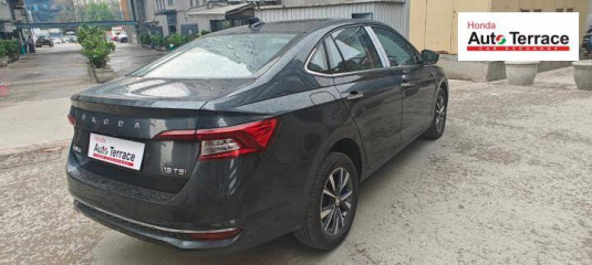 2024 Skoda Slavia 1.0 TSI Style AT