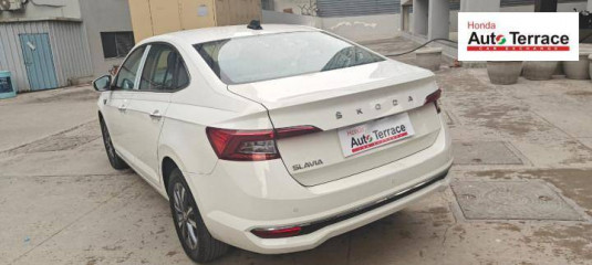 2024 Skoda Slavia 1.0 TSI Style AT