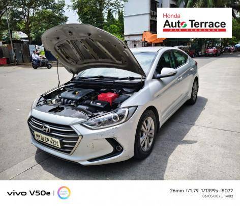 2017 Hyundai Elantra VTVT SX AT