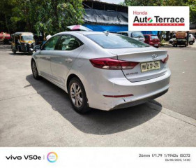2017 Hyundai Elantra VTVT SX AT