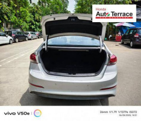 2017 Hyundai Elantra VTVT SX AT