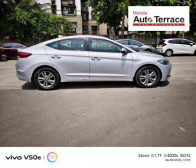 2017 Hyundai Elantra VTVT SX AT