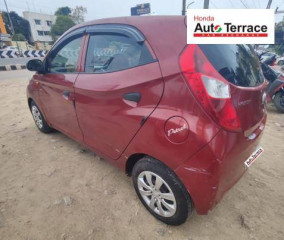 2013 Hyundai EON Magna
