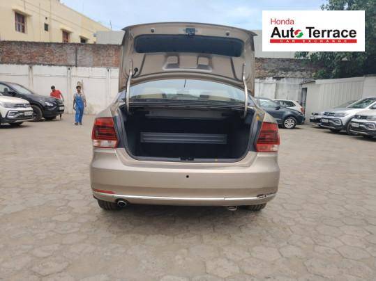 2015 Volkswagen Vento 1.2 TSI Highline AT