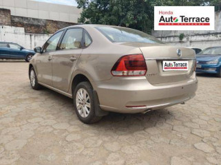2015 Volkswagen Vento 1.2 TSI Highline AT