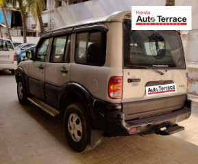 2003 Mahindra Scorpio 2.6 SLX Turbo 7 Seater