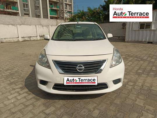 2013 Nissan Sunny XL