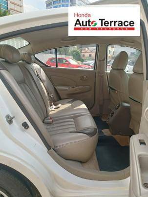 2013 Nissan Sunny XL