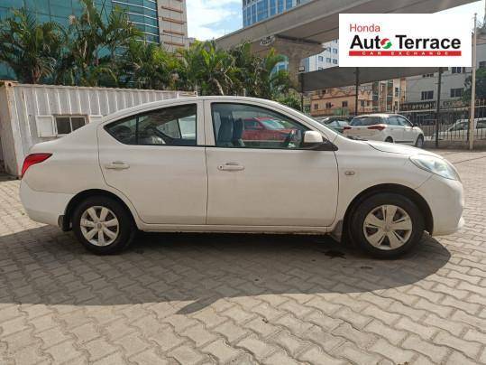 2013 Nissan Sunny XL