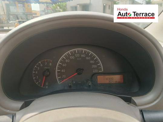 2013 Nissan Sunny XL