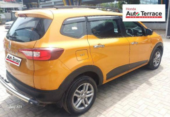 2023 Renault Triber RXZ