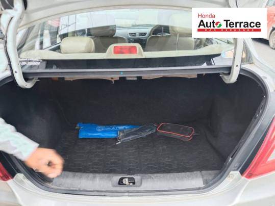 2015 Maruti Swift Dzire VXI