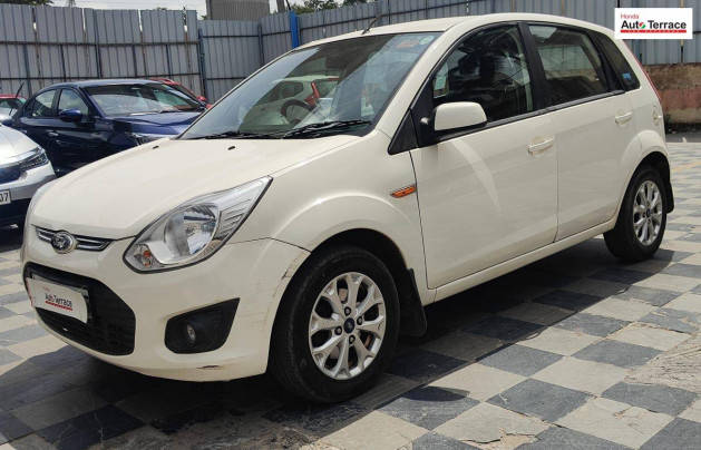2012 Ford Figo 1.5D Titanium MT