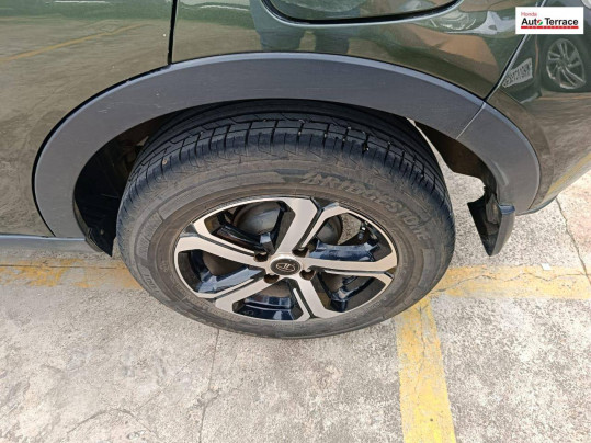2021 Tata Nexon XZA Plus DualTone Roof AMT S