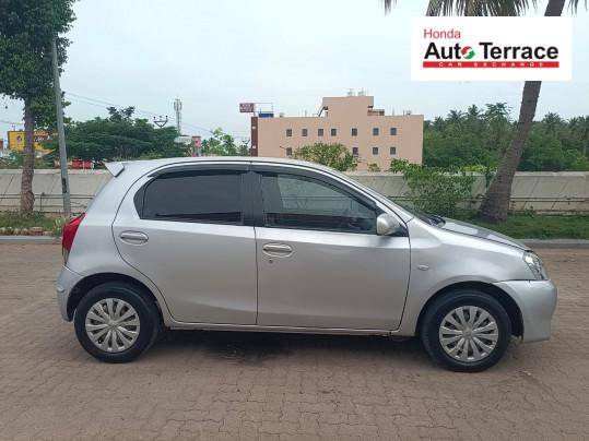 2013 Toyota Etios Liva GD