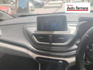 2023 Tata Altroz XZ Plus OS