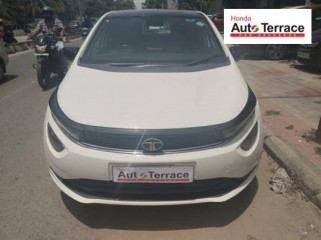 2023 Tata Altroz XZ Plus OS