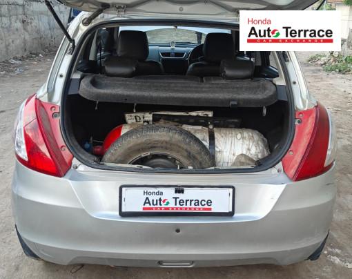 2016 Maruti Swift LXI Option
