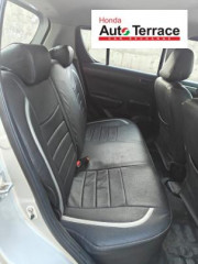 2016 Maruti Swift LXI Option