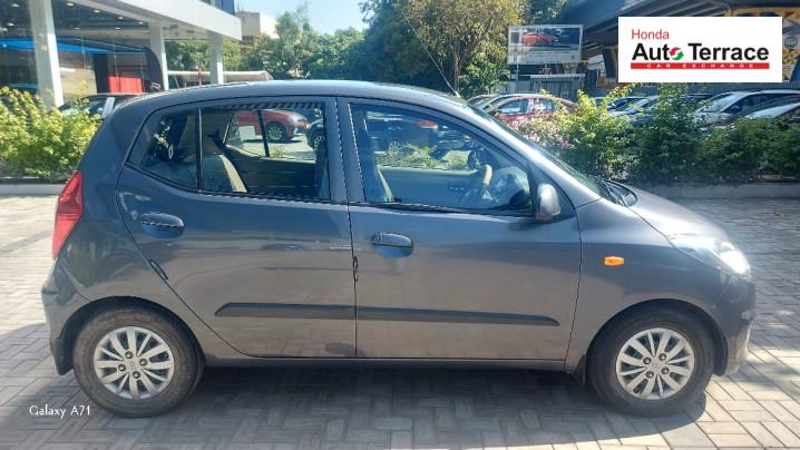 2015 Hyundai i10 Sportz 1.1L