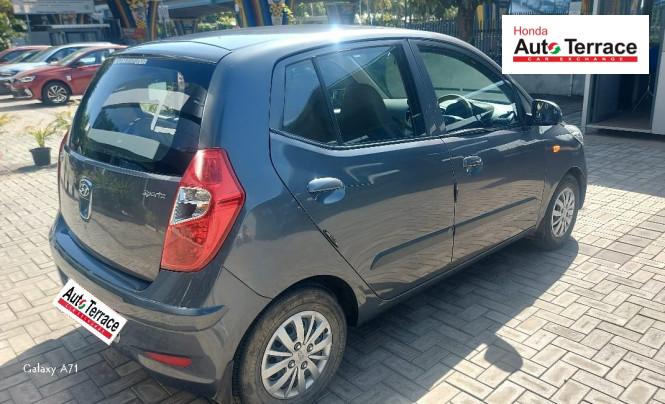 2015 Hyundai i10 Sportz 1.1L