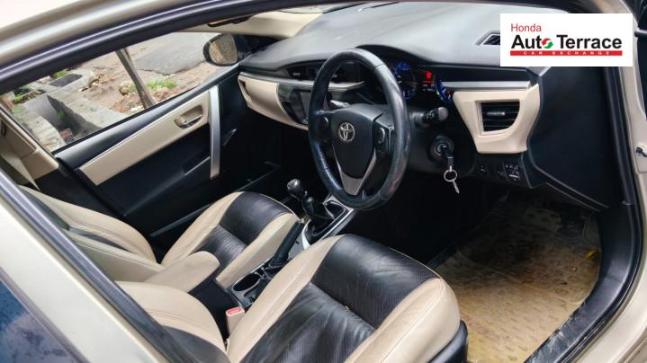 2015 Toyota Corolla Altis 1.8 G