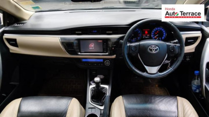 2015 Toyota Corolla Altis 1.8 G