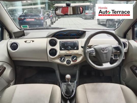 2016 Toyota Etios Liva VX
