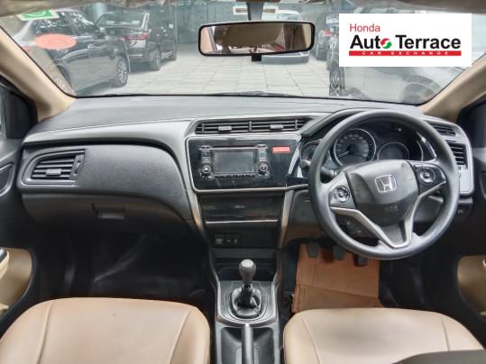 2015 Honda City 4th Generation V MT AVN