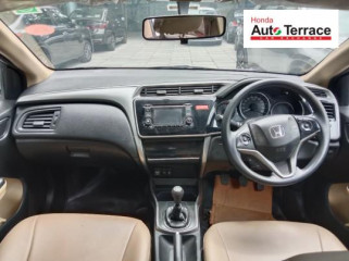 2015 Honda City 4th Generation V MT AVN
