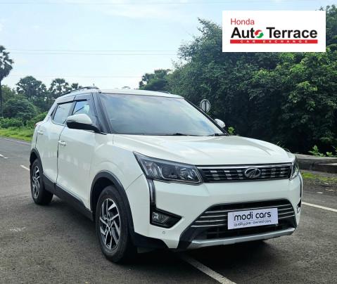 2022 Mahindra XUV300 W8 Option