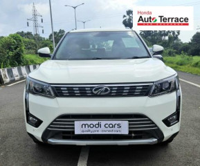 2022 Mahindra XUV300 W8 Option