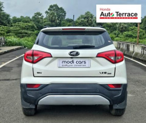 2022 Mahindra XUV300 W8 Option