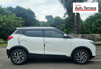 2022 Mahindra XUV300 W8 Option