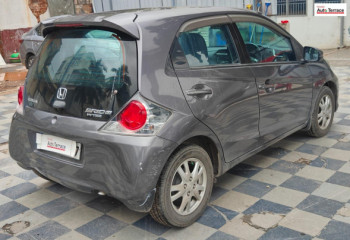 2017 Honda Brio VX AT