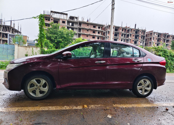 2015 Honda City 4th Generation VX MT