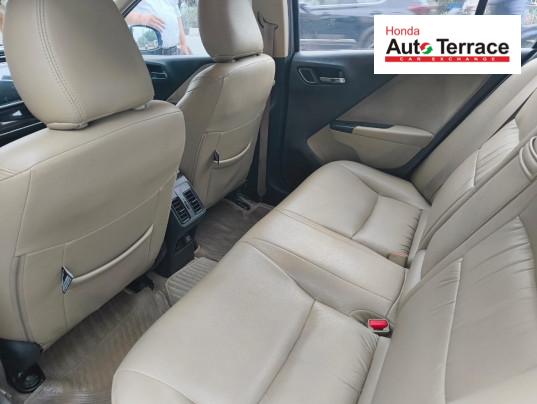 2017 Honda&nbsp;City 4th Generation 1.5 V MT Exclusive