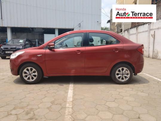 2015 Ford&nbsp;Figo 1.5D Titanium MT